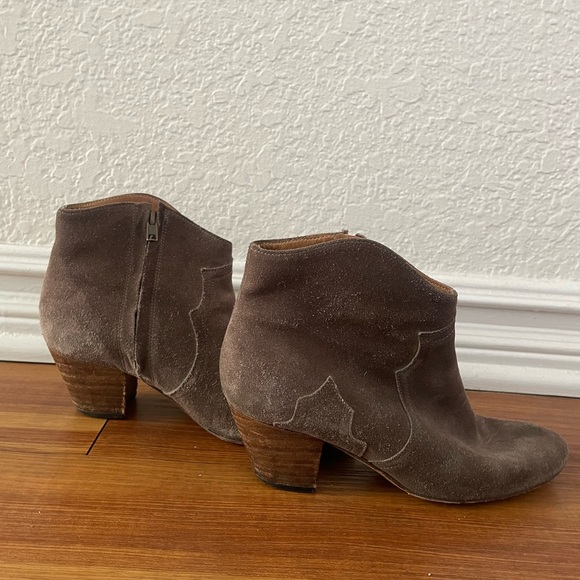 Isabel Marant tan suede western ankle boot. Size 37. - Picture 6 of 7